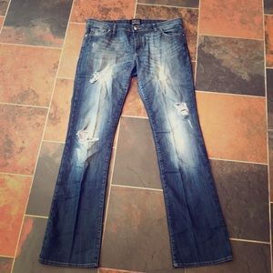 Tucci Distressed Jeans